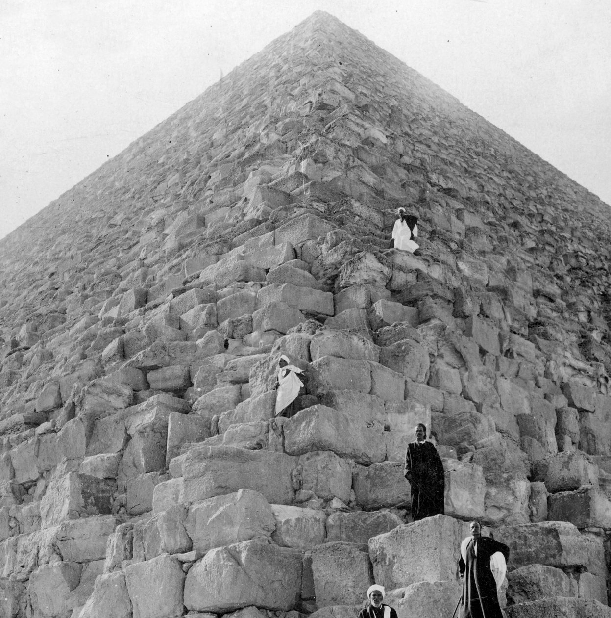 Toeristenhoek, de Grote Piramide van Gizeh, Egypte, 20e eeuw door Unbekannt