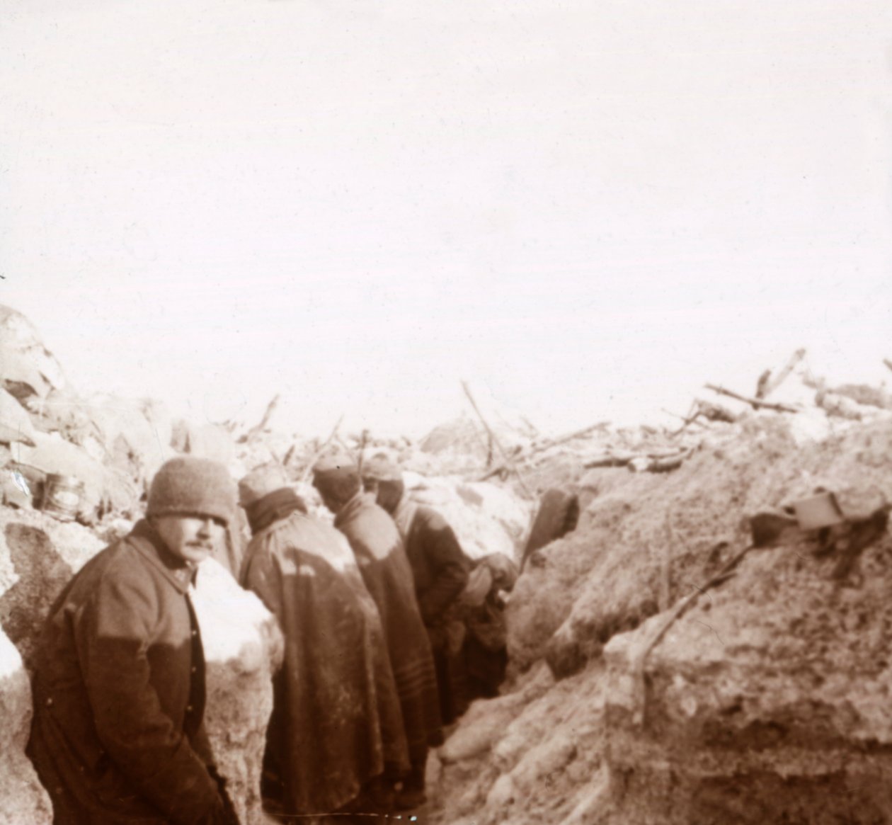 Loopgraven, Tahure, Noord-Frankrijk, ca. 1914-ca. 1918 door Unbekannt