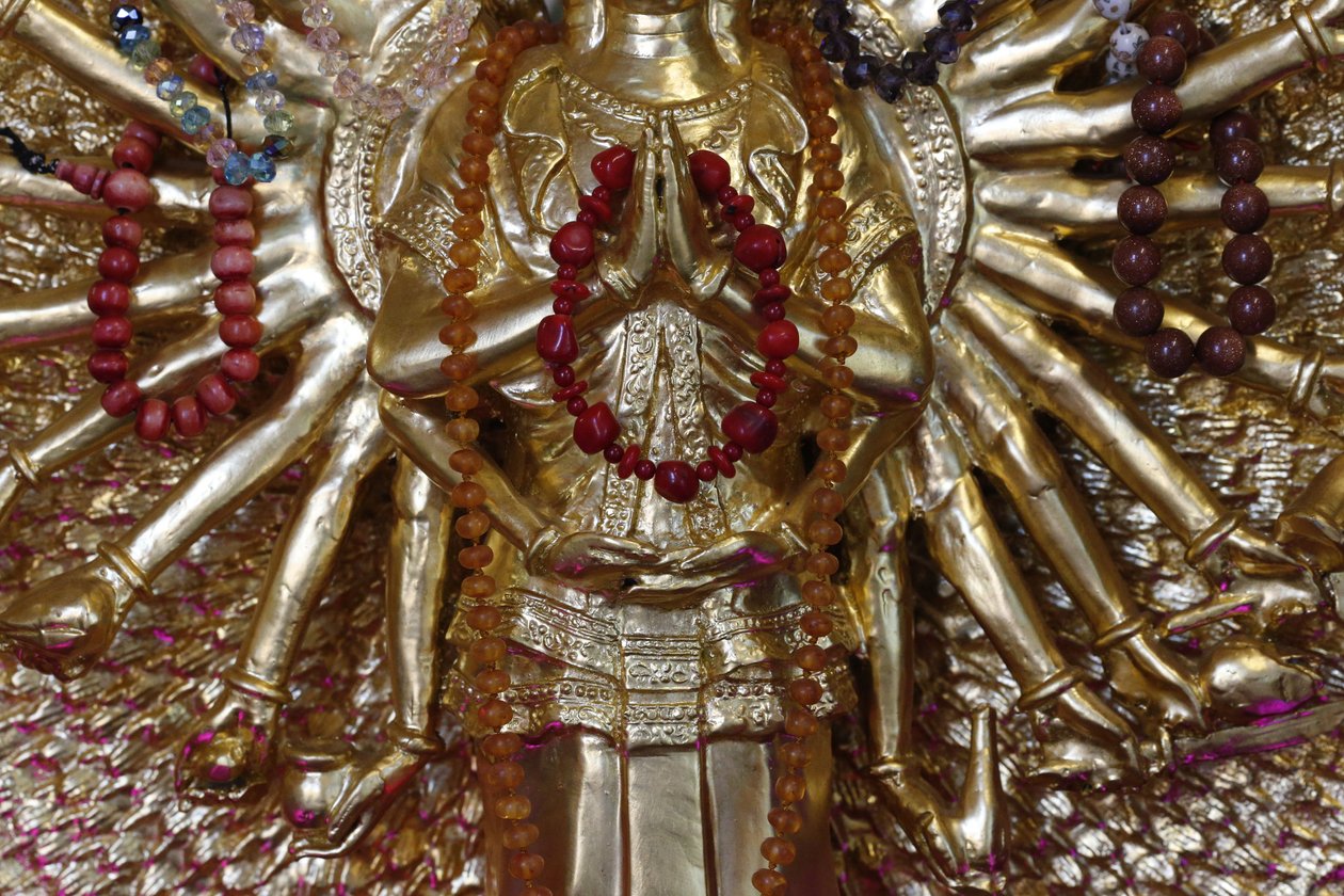 Tu An Boeddhistische tempel. Quan Am bodhisattva van mededogen of godin van Barmhartigheid, Saint-Pierre-en-Faucigny, Frankrijk door Unbekannt