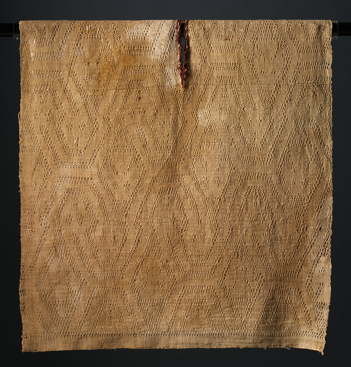 Tuniek met Dubbelkoppige Slangen, 400-200 v.Chr. door Unbekannt