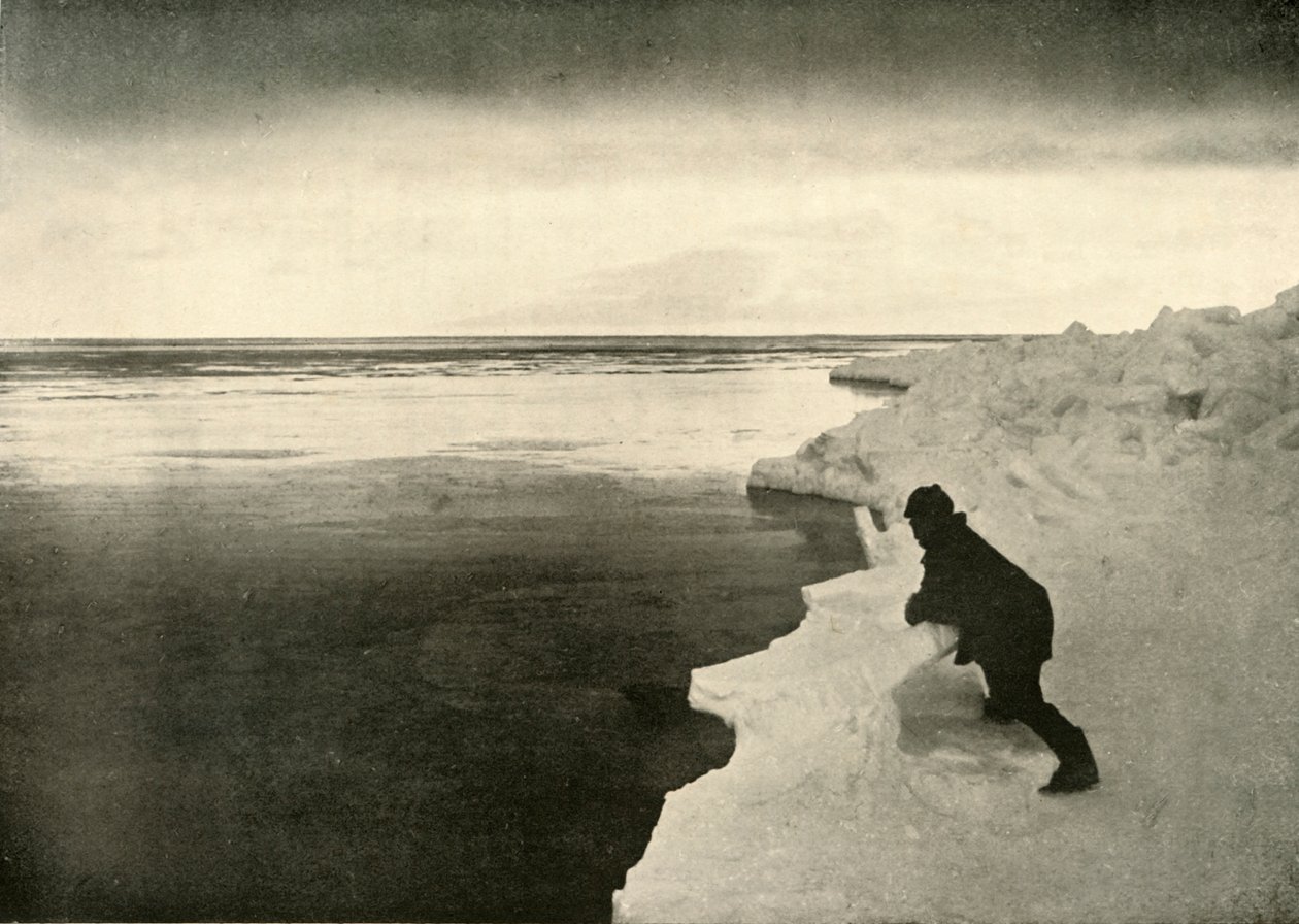 Op de uitkijk naar zeehonden aan de ijsrand, ca. 1908 door Unbekannt