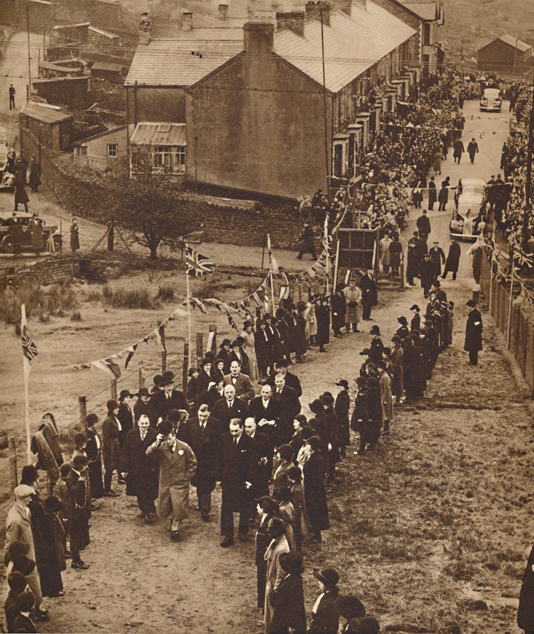 Verwelkomd in Monmouthshire - Koning Edward in Abertillery, nov 1936 1937 door Unbekannt