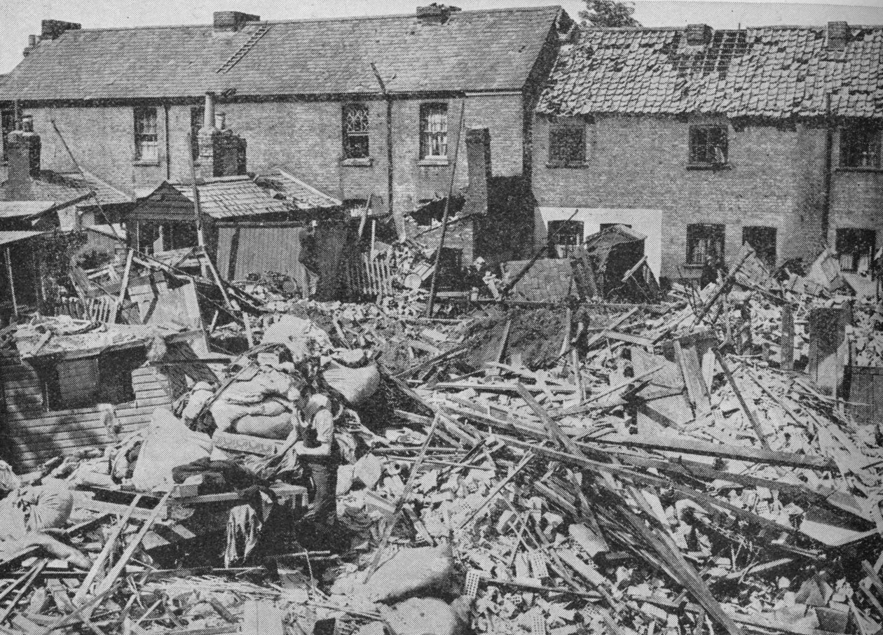 Werk van de bommenwerpers en hun vernietiging, 1940 door Unbekannt