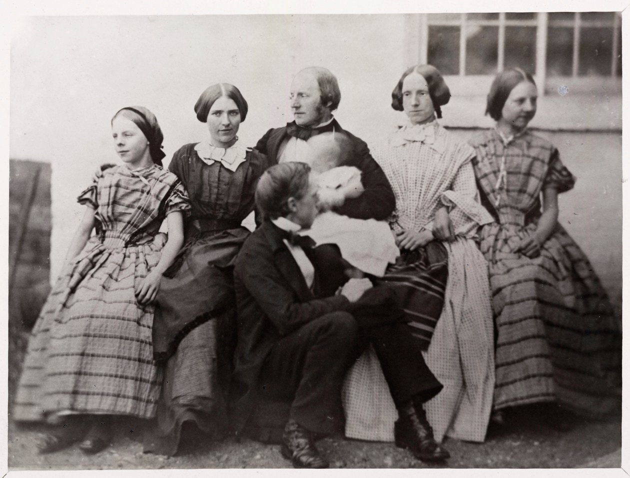 Alexander Parkes, Engelse uitvinder en chemicus, met zijn familie, ca. 1870 door Unbekannt