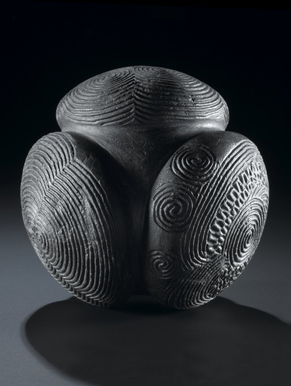 Gesneden bal van Glass Hill, Towie, Aberdeenshire, Neolithisch, c.3000 v.Chr. door Unbekannt