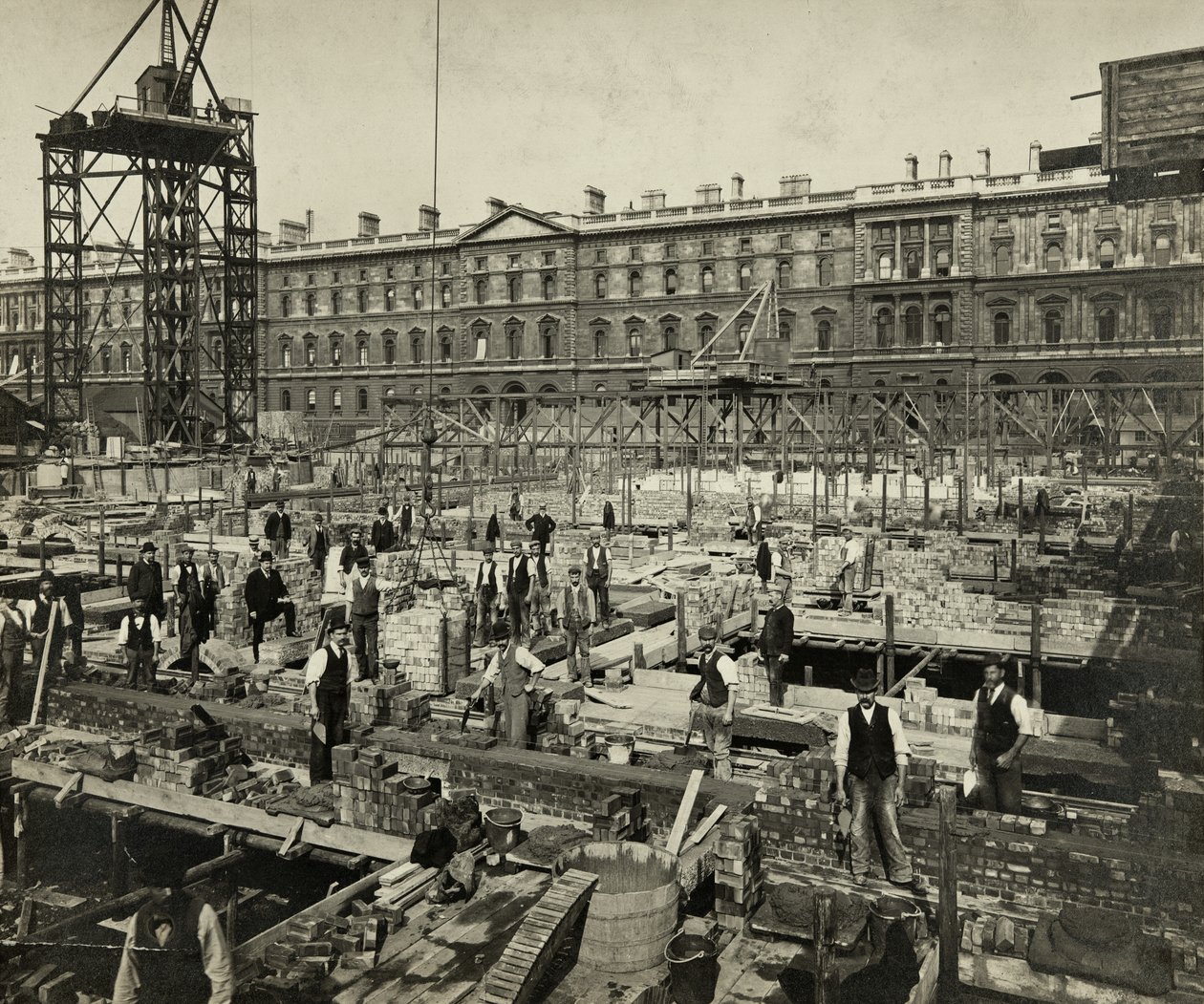 Bouw van de nieuwe regeringskantoren, Great George Street, Westminster, Londen, 24 september 1902, VK door Unbekannter Künstler
