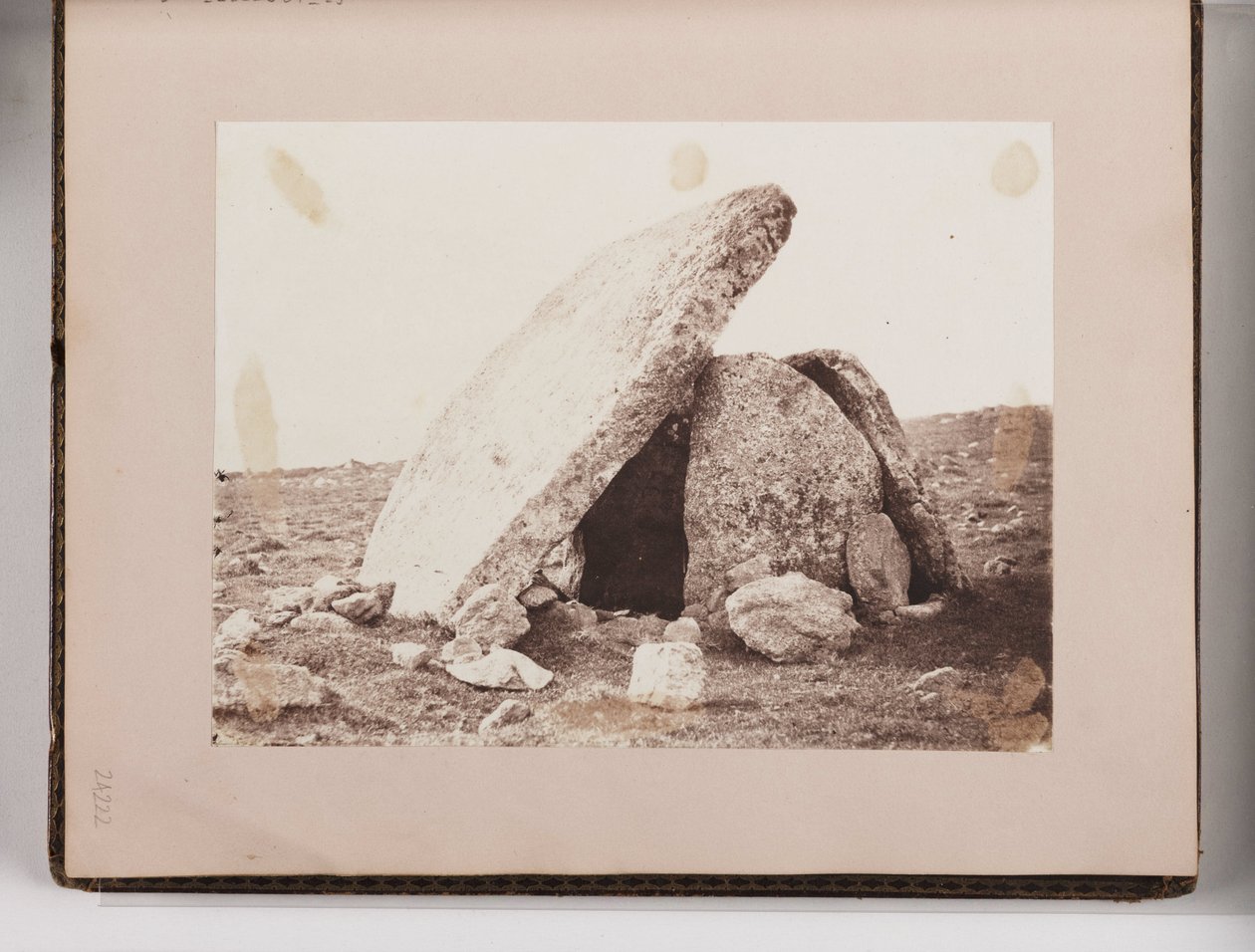 Neolithisch monument, Wales, ca. 1860s door Unbekannt