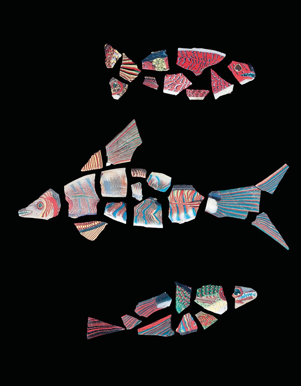 Drie mozaïek fragmentarische visinlegstukken, Ptolemaïsch-Romeinse periode, ca. 1e eeuw v.Chr. - 3e eeuw n.Chr. door Unbekannt