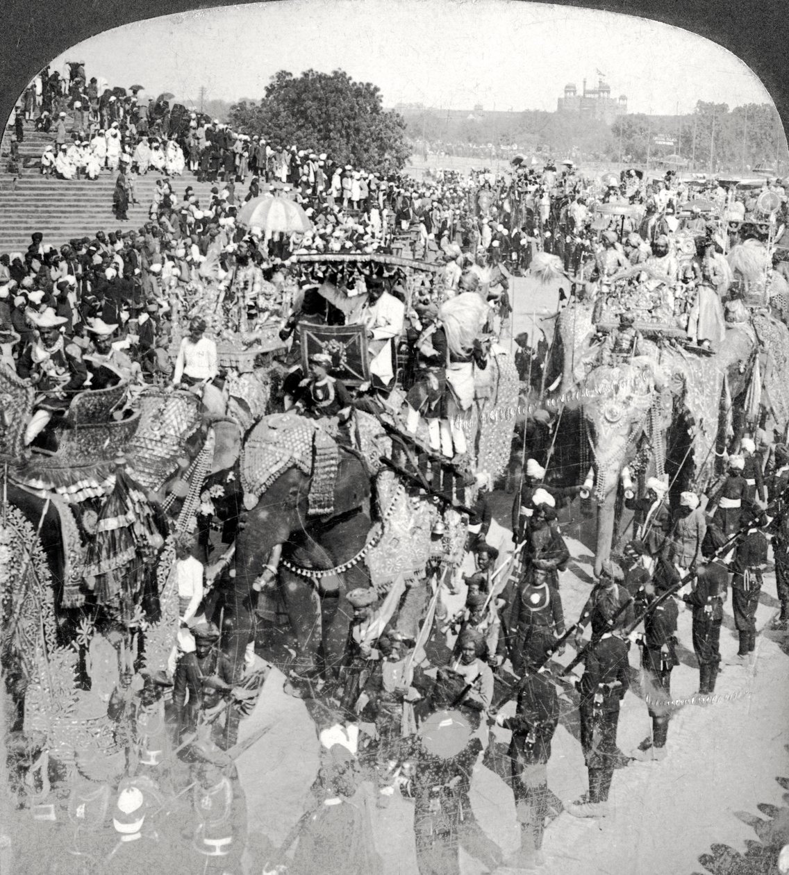 Prinsen in de Grote Staatsintocht, Durbar, Delhi, India door Underwood and Underwood