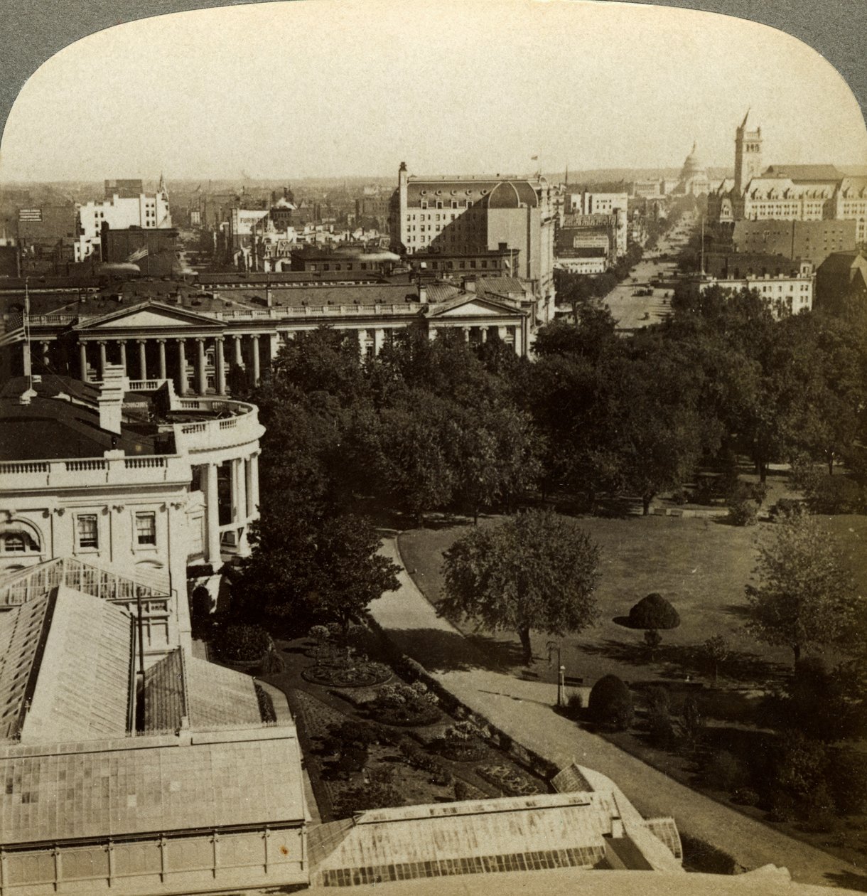 Het Witte Huis en het Schatkistgebouw, Washington DC, VS door Underwood and Underwood