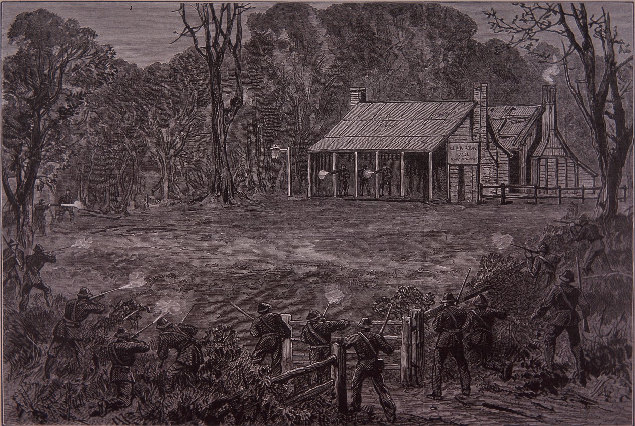 Politie opent het vuur op de Kelly Gang in het Glenrowan Hotel, 28 juni 1880 door Unknown artist
