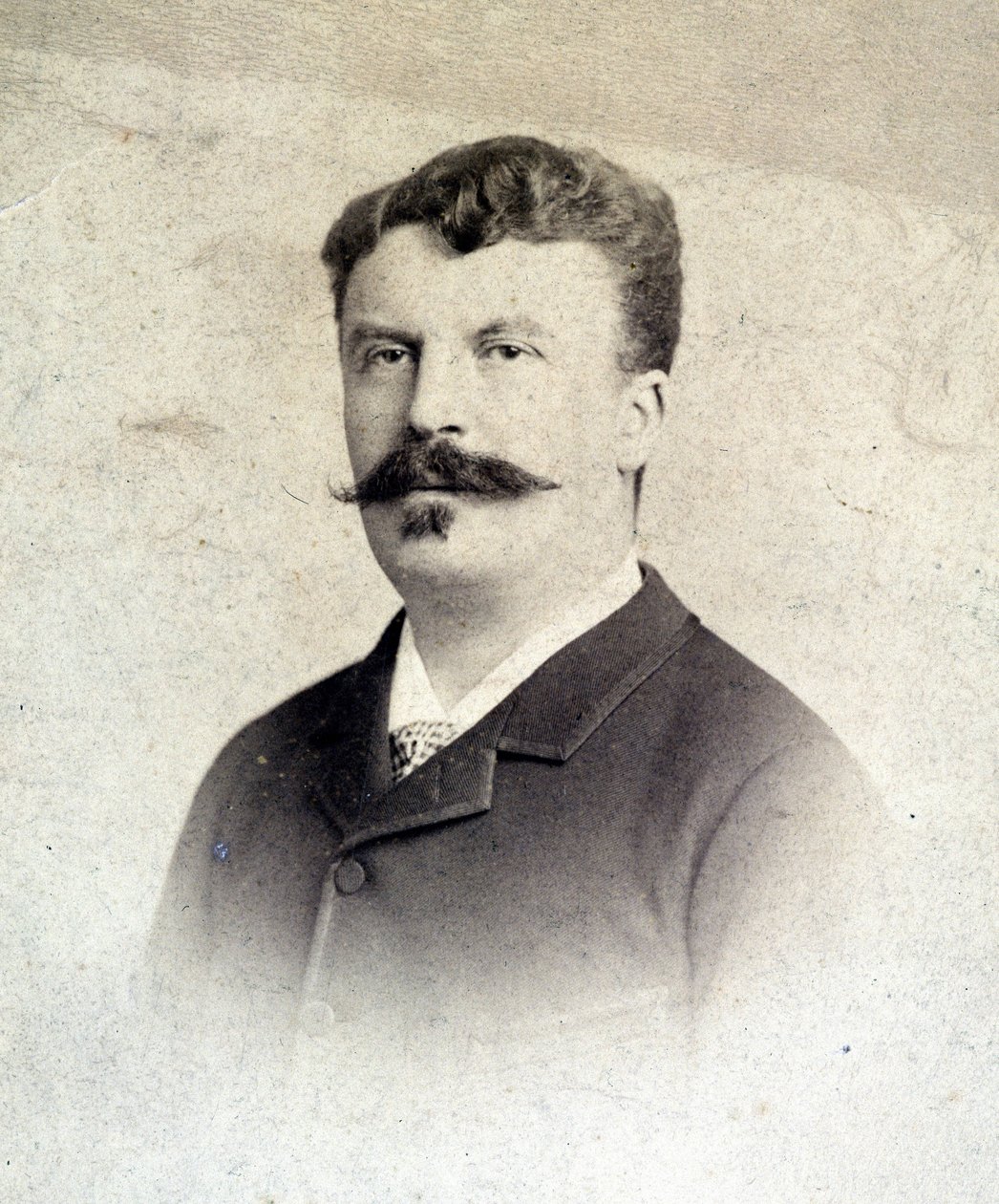 Portret van Guy de Maupassant door Unknown artist
