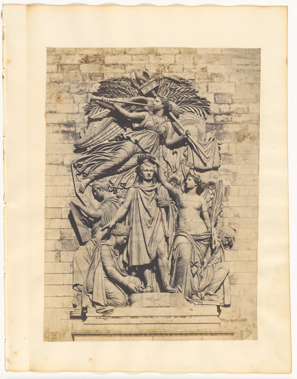 [Detail van "Le Triomphe" op de Arc de Triomphe]. door Unknown artist