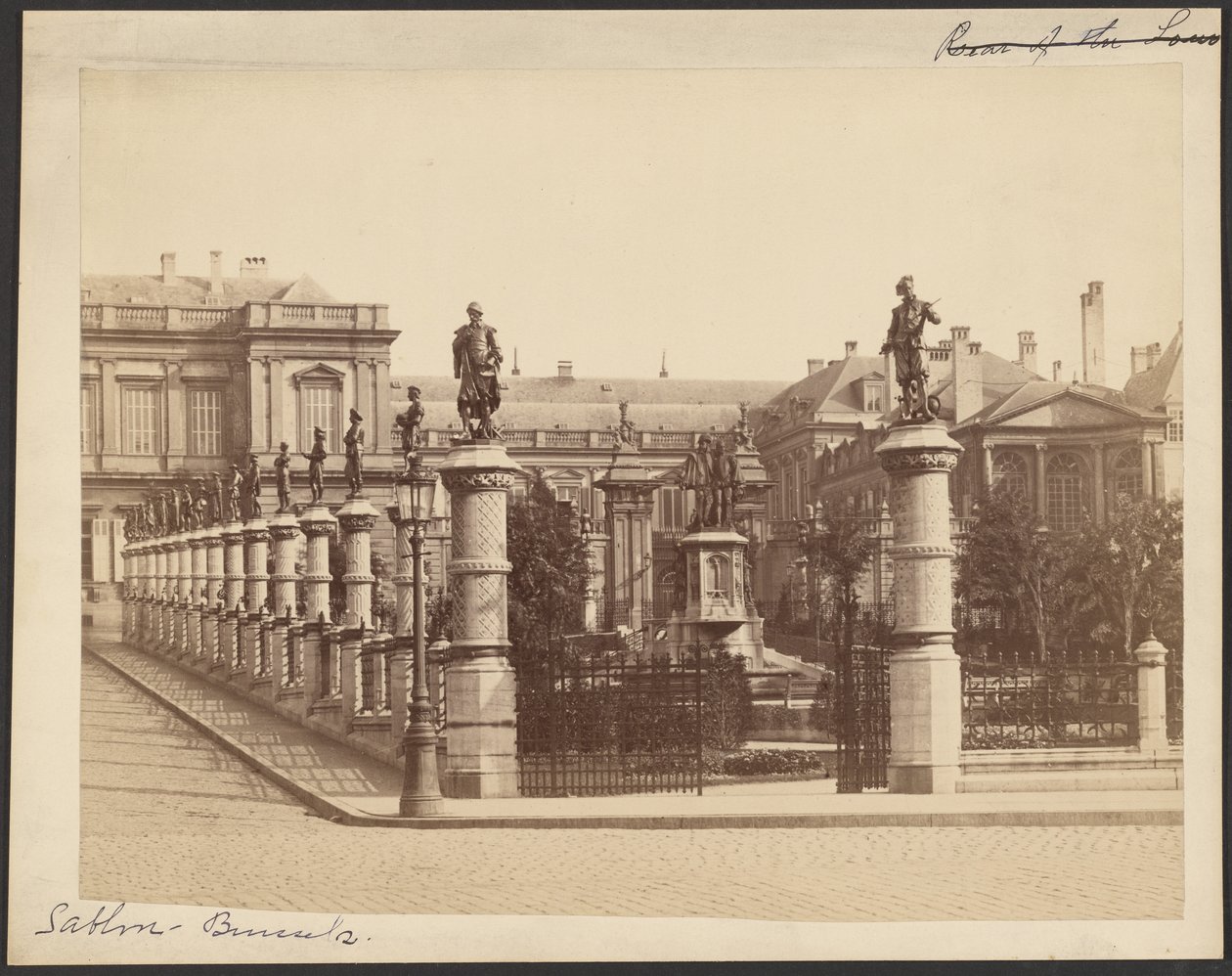 [Plein van de Kleine Zavel, Brussel]. door Unknown artist