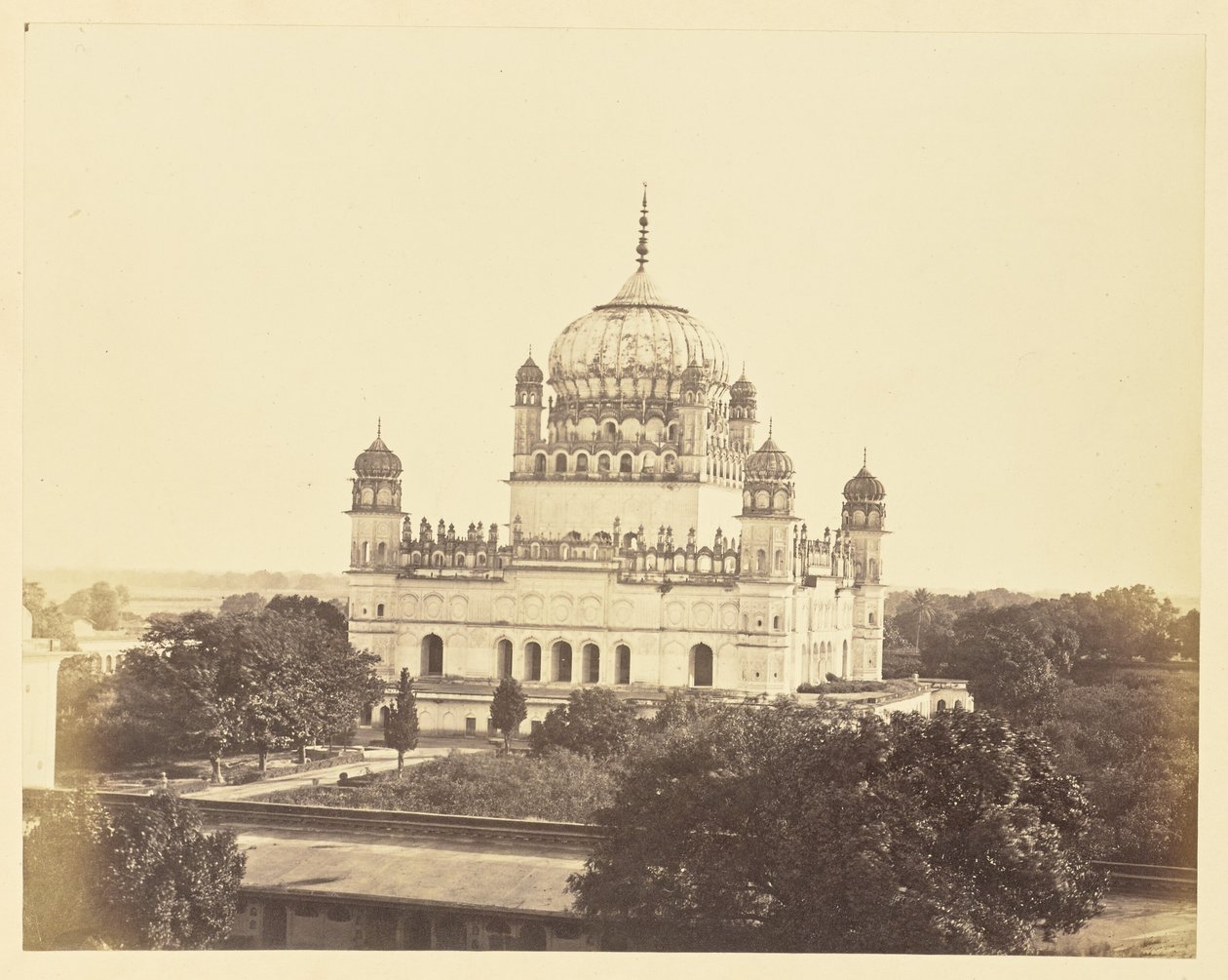 [Mausoleum van Bahu Begum, Faizabad]. door Unknown artist/maker