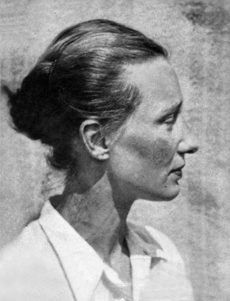 Marie-Madeleine Fourcade, ca. 1942 (z/w foto) door Unknown photographer