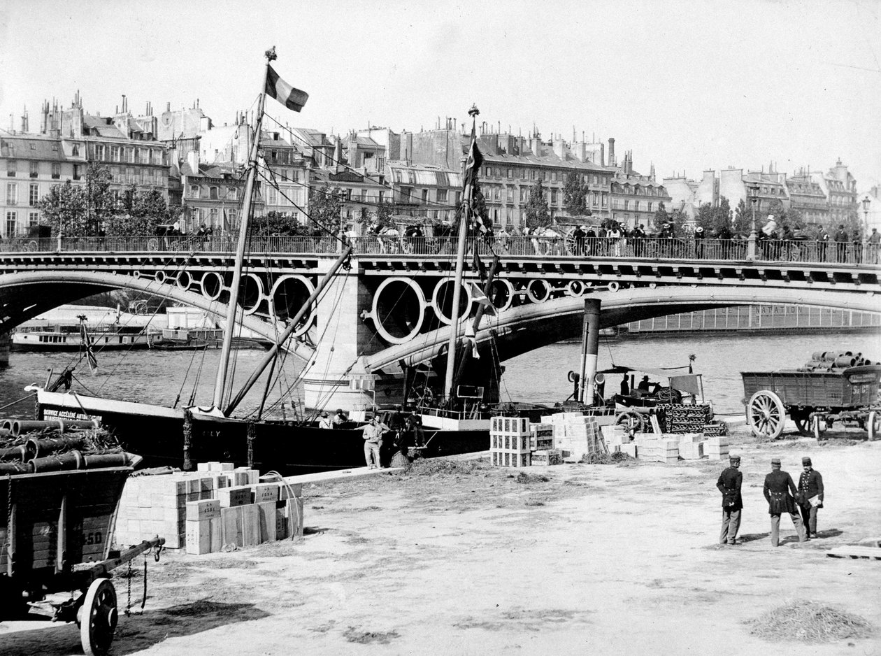 Parijs: Le pont du Carrousel et les docks door Unknown photographer