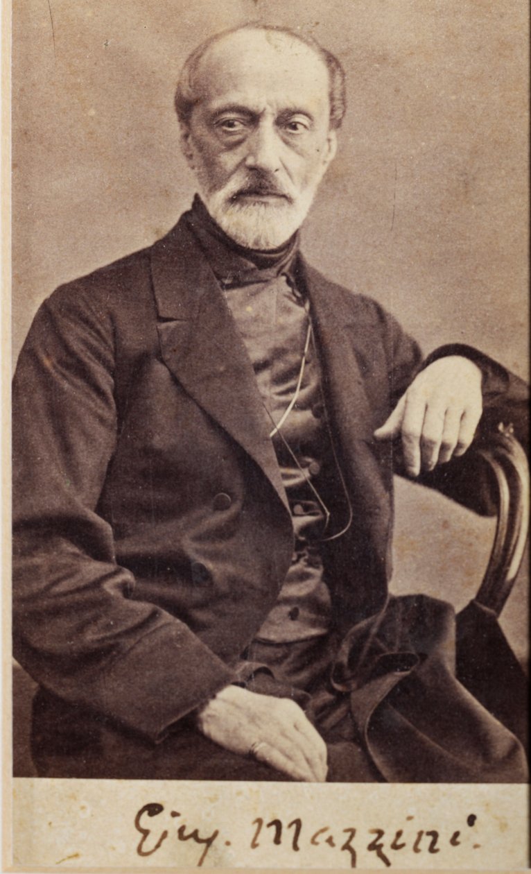 Portret van Giuseppe Mazzini, met handtekening door Unknown photographer