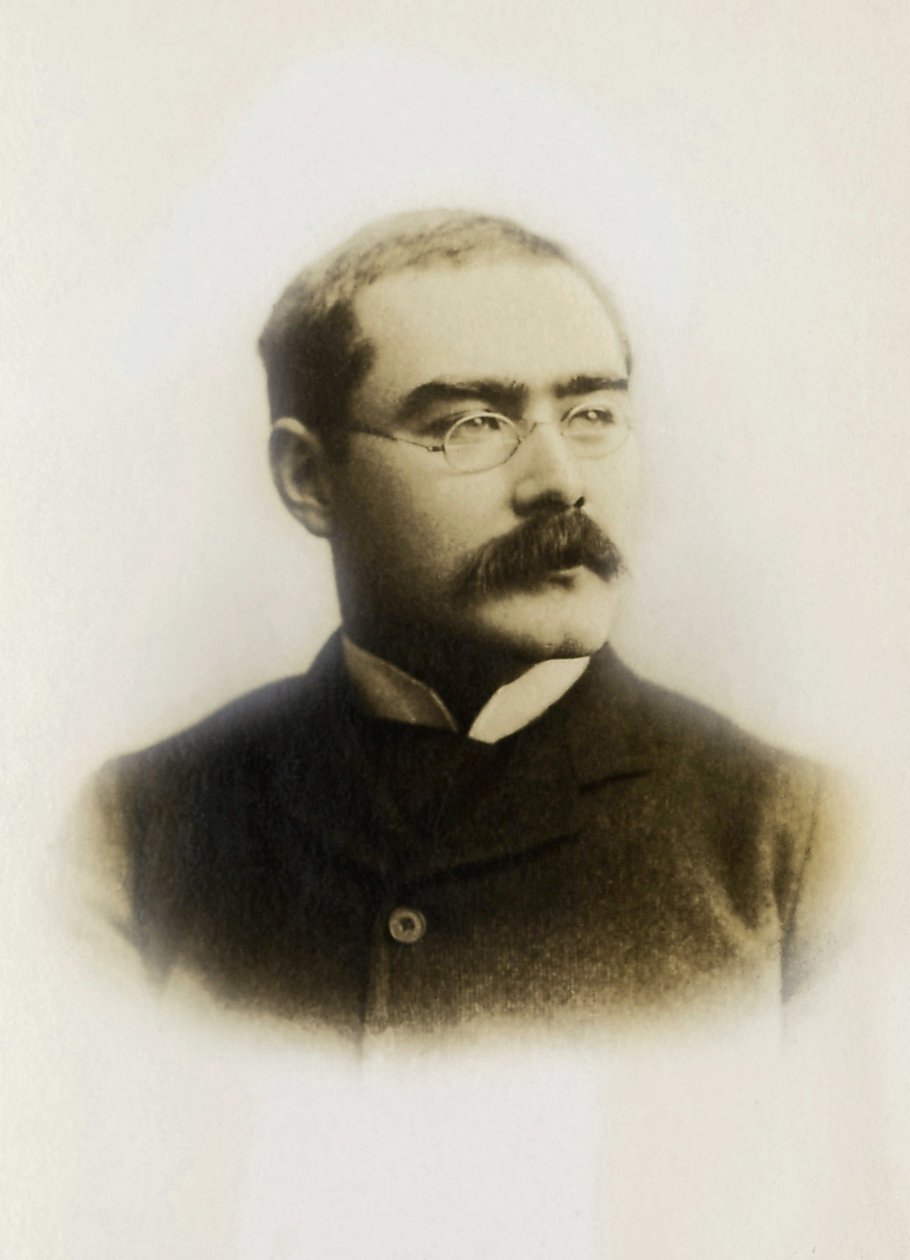 Portret van Rudyard Kipling (1865-1936), Engelse schrijver. door Unknown photographer