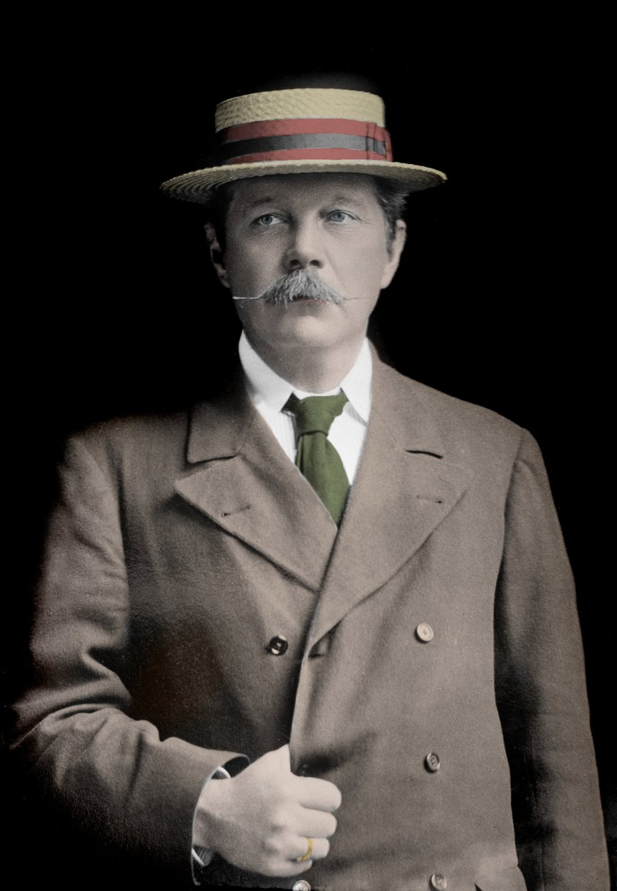 Portret van Sir Arthur Conan Doyle (1859-1930), Engelse schrijver, bedenker van het personage 