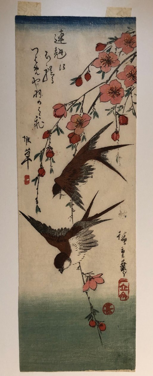 Twee zwaluwen en een bloeiende appelboomtak door Utagawa Hiroshige