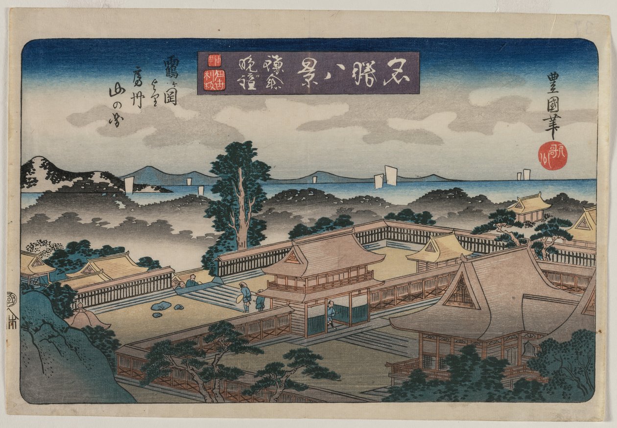 Acht uitzichten van beroemde plaatsen: Avondklok in Kamakura: De bergen in de provincie Awa vanaf het Hachiman-heiligdom in Tsurugaoka door Utagawa Toyokuni II