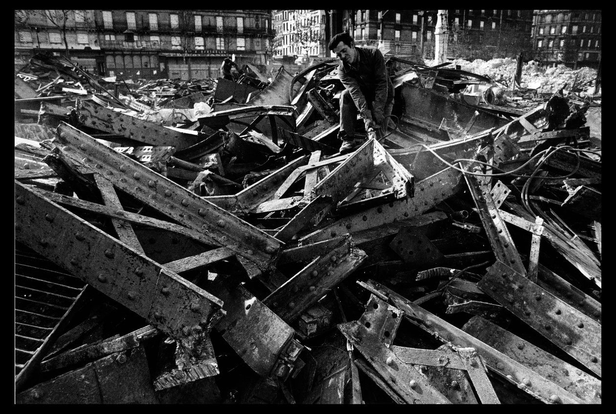 Sloop van de centrale markt in Parijs, in augustus 1971 (zw/w foto) door Victor Baltard