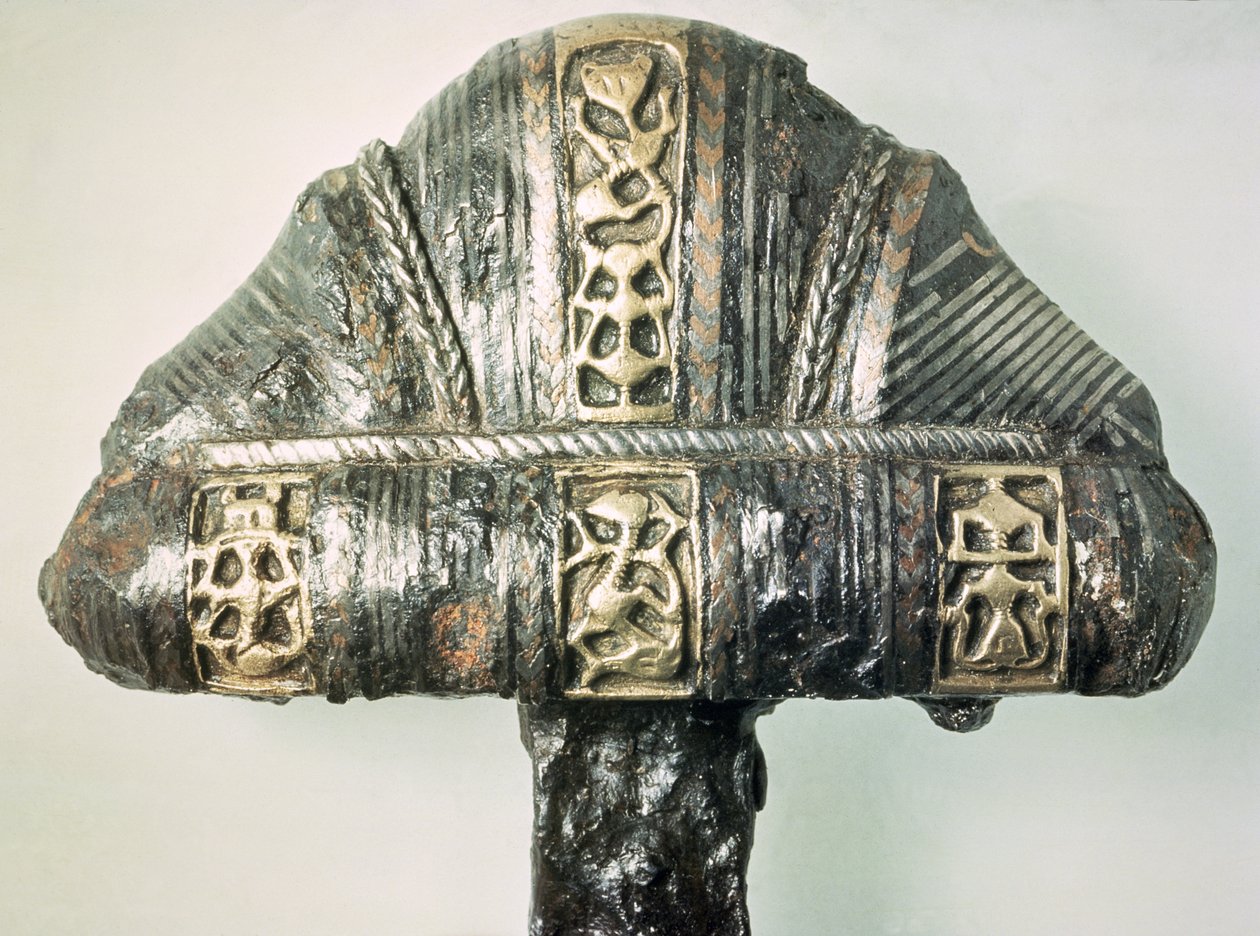 Detail van een zwaardgreep met gestempelde decoratie door Viking