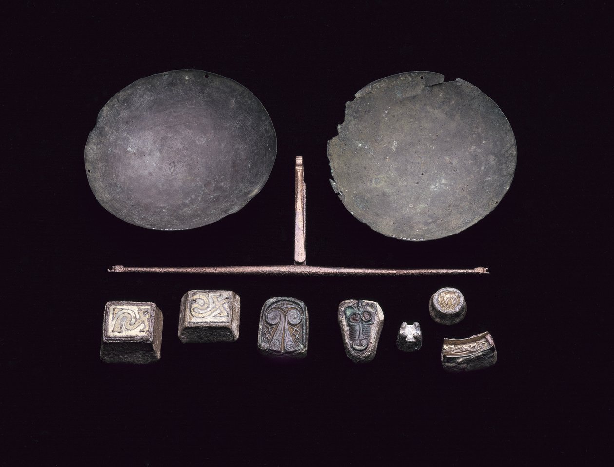 Weegschaalbalk uit een Vikingbootbegrafenis in Kiloran Bay, Colonsay, Argyll, 875-925 AD door Viking Viking