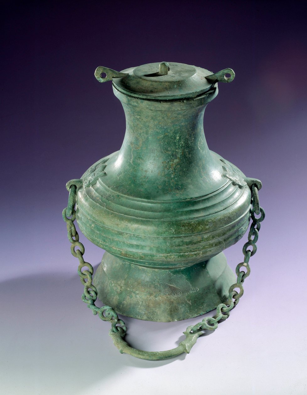 Chinese kunst: bronzen vaas uit Than-Hoa (Than Hoa), Han-periode. Parijs, Musee Cernuschi door Western Han Dynasty Chinese School