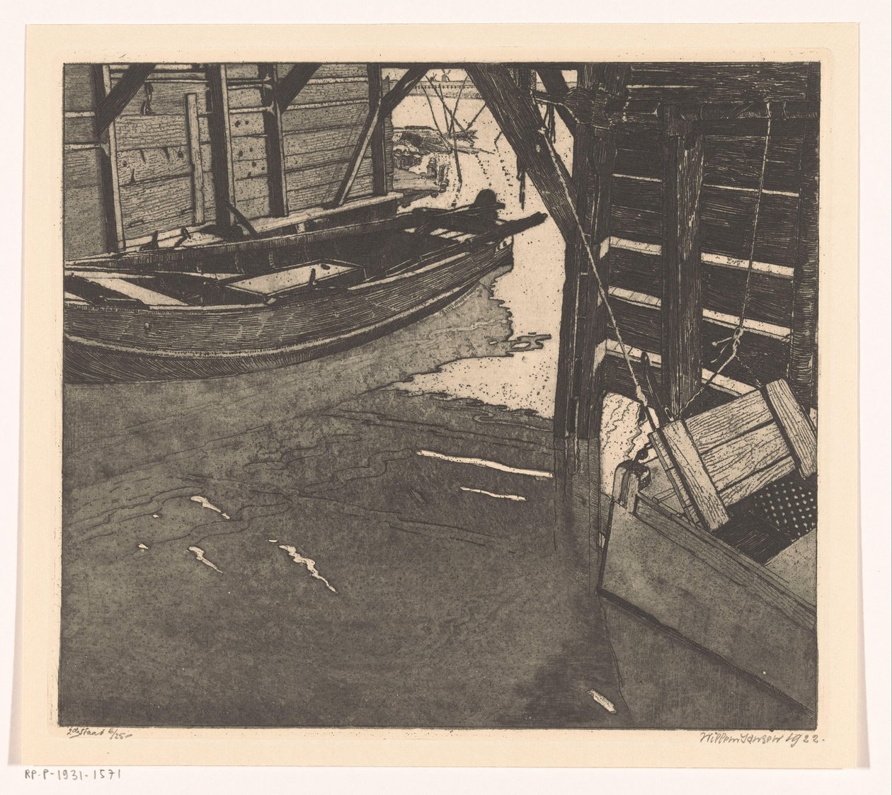 Interieur van een schuitenhuis met een viskaar en een schuit met ingebouwde viskaar door Willem Jansen (graveur) (signed by artist)