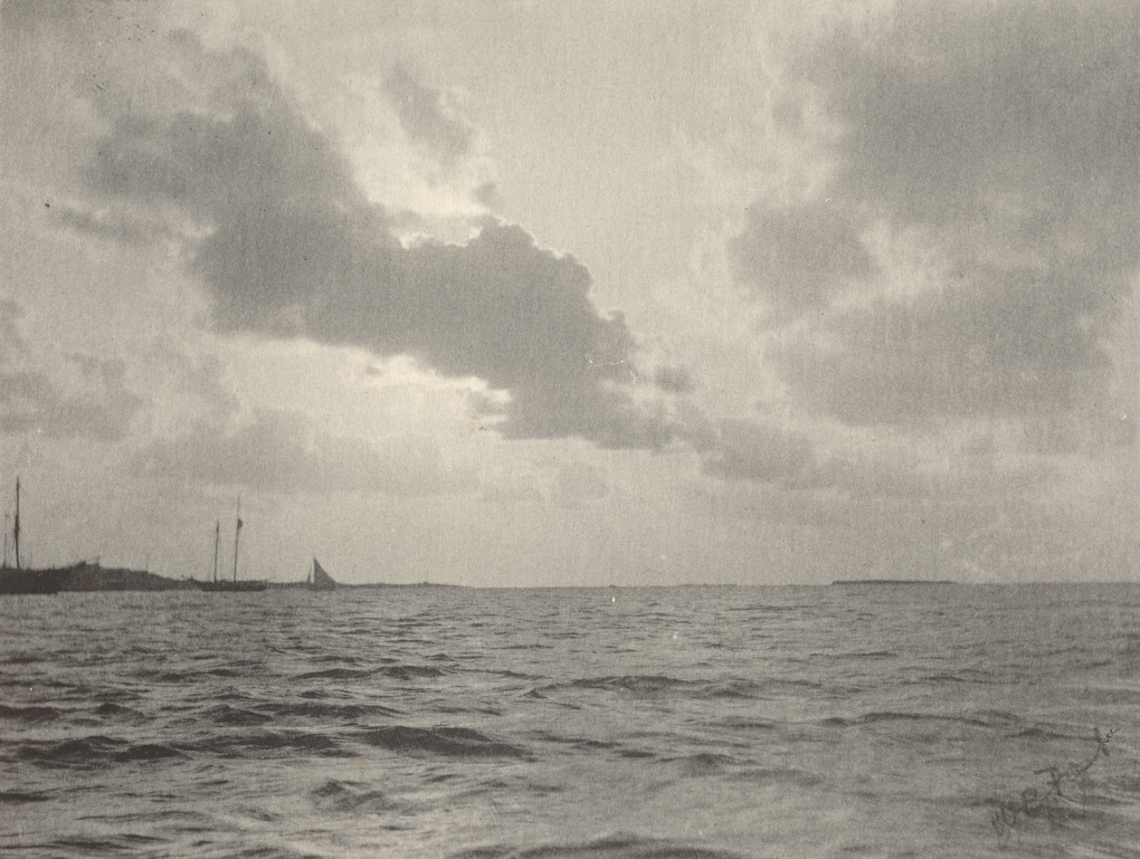 Zonsondergang boven water,jaren 1890 (foto) door William B. Post