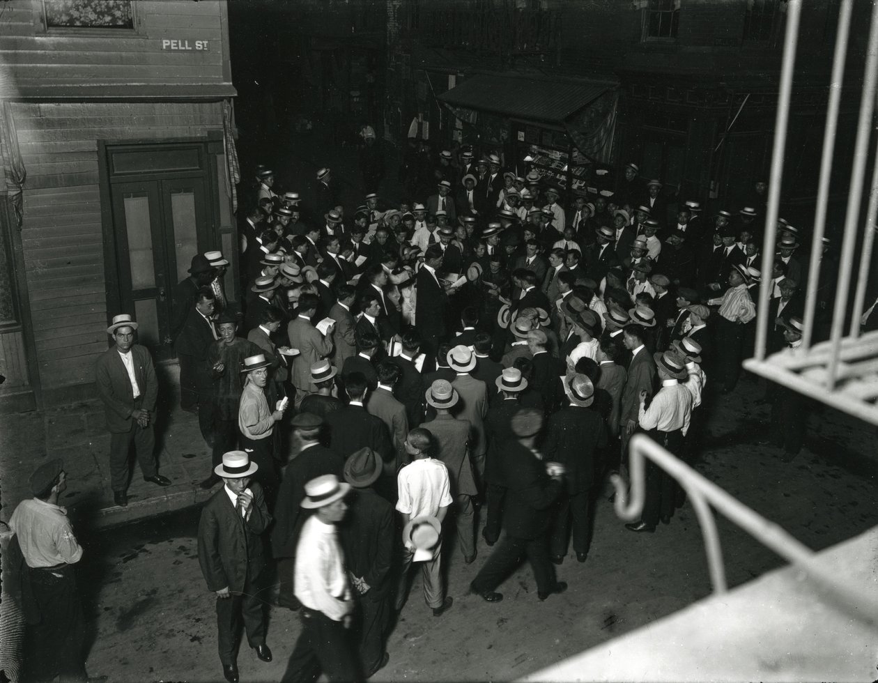 Evangelistencommissie op Pell Street, 6 augustus 1916 door William Davis Hassler