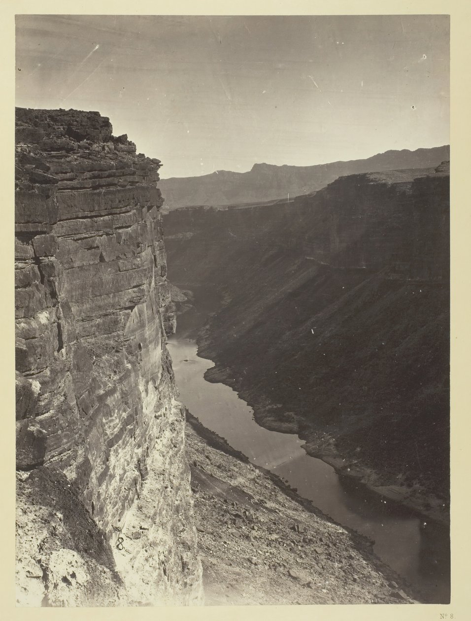 Grand Canyon, Colorado River, nabij Paria Creek, kijkend naar het oosten, 1872 door William H. Bell