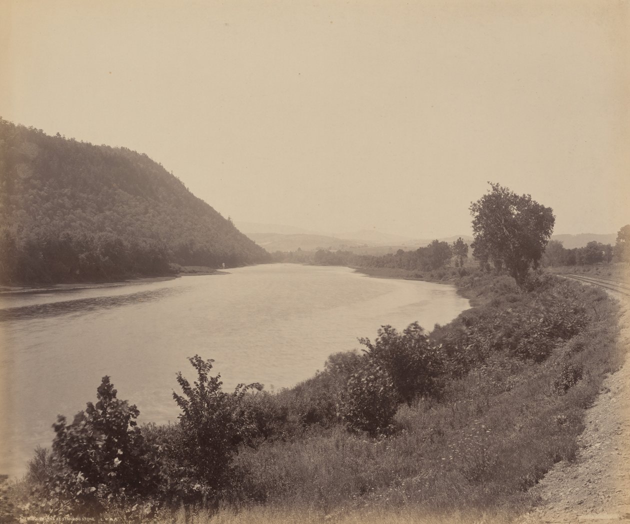 Susquehanna bij Standing Stone door William H. Rau
