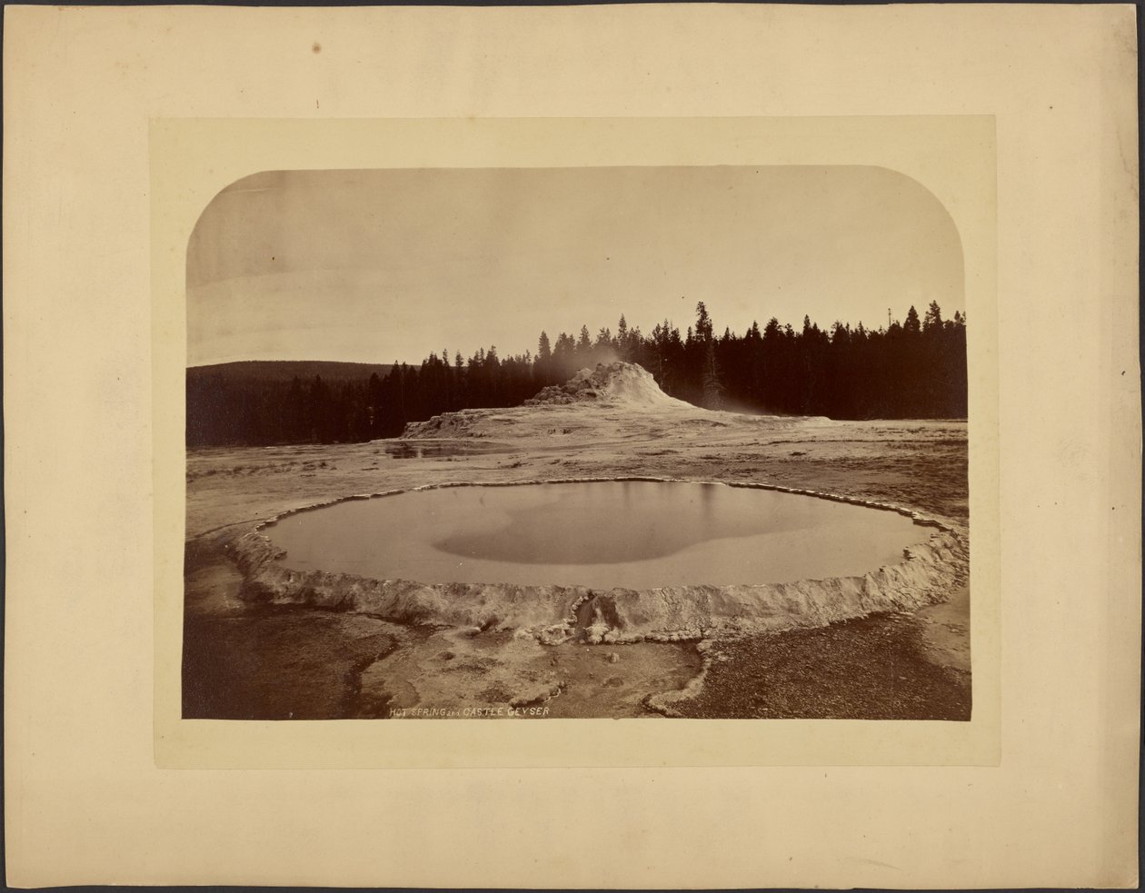 Warmwaterbronnen en Castle Geyser door William Henry Jackson