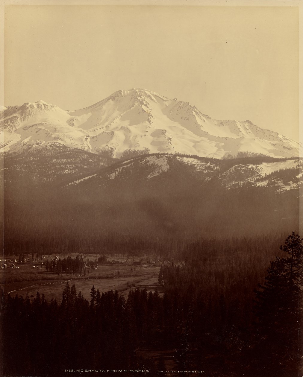 De berg Shasta gezien vanuit Sissions door William Henry Jackson