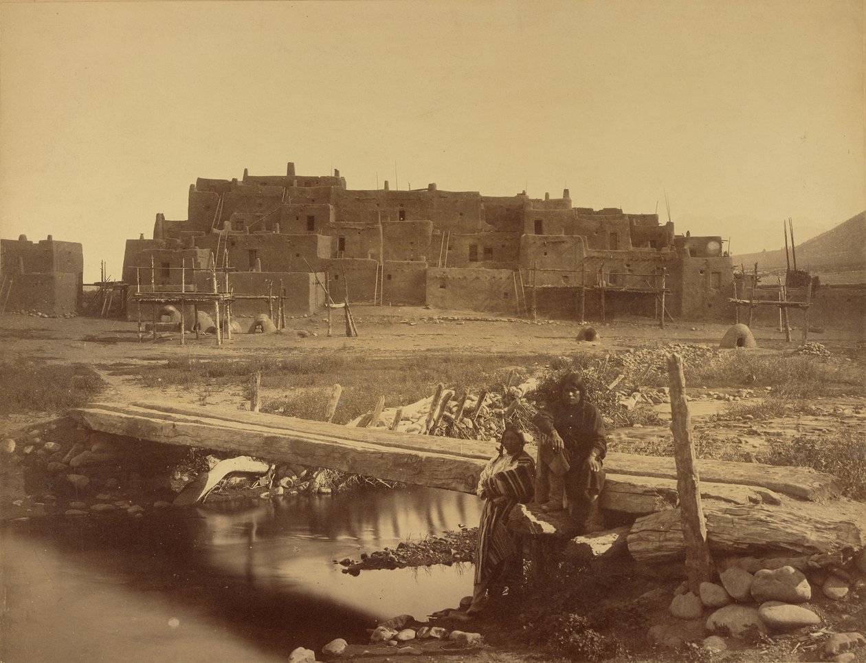 Pueblo de Taos, Noord-New Mexico, Denver and Rio Grande Railway door William Henry Jackson