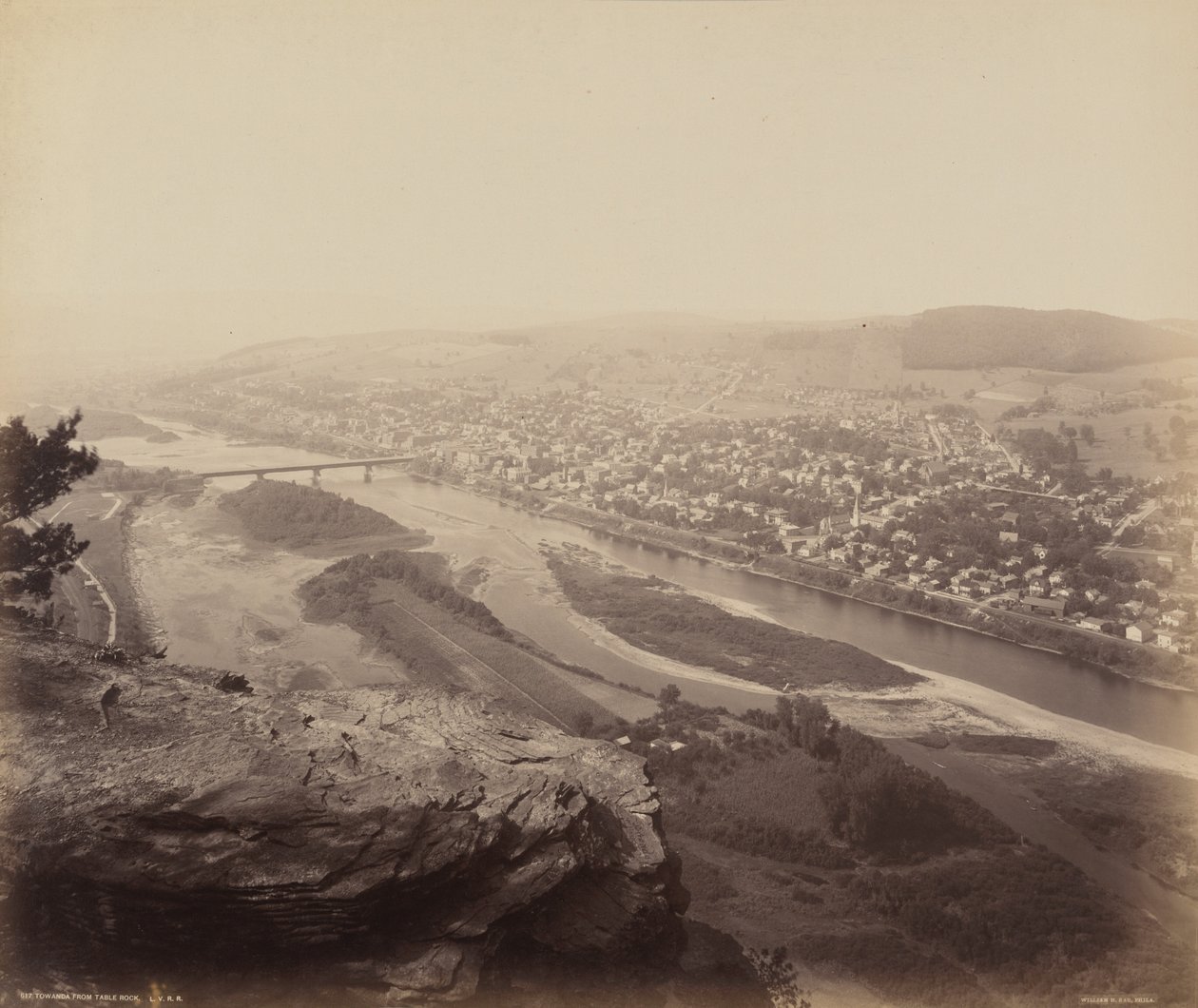 Towanda vanaf Table Rock,c. 1895 (foto) door William Herman Rau