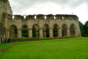 Buildwas Abbey, een middeleeuws cisterciënzerklooster in Shropshire, Engeland.