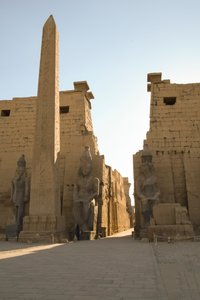 De tempel van Luxor, Oud-Egyptische architectuur in Luxor door Albert Mansour