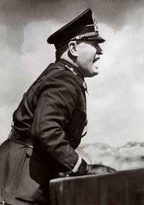 Mussolini houdt een toespraak door Achille Villani