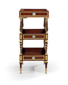 Late Louis XVI vergulde en cameo-gemonteerde burr yew hout en mahonie table travailleuse door Adam Weisweiler