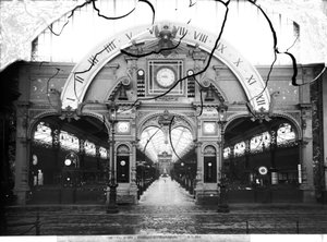 Portiek van het Horlogepaviljoen op de Wereldtentoonstelling, Parijs, 1889 door Adolphe Giraudon