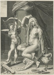 Venus kamt haar haren