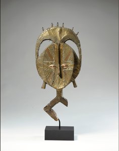 Mbulu Ngulu, een Kota reliekfiguur
