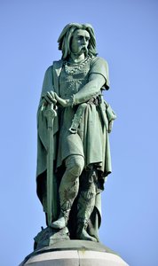 Kolossaal standbeeld van Vercingetorix, Gallische leider