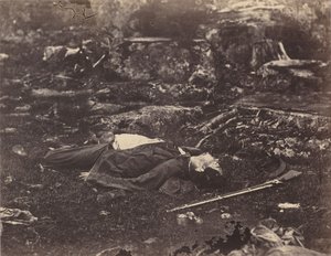 De laatste slaap van een scherpschutter, Gettysburg, Pennsylvania door Alexander Gardner