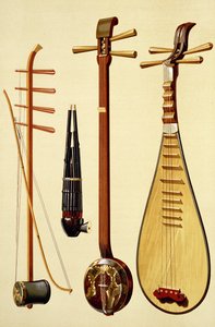 Een huqin en boog, een sheng, een sanxian en een pipa, Chinese instrumenten uit 