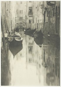 Een Venetiaans Kanaal, 1894, gedrukt 1897 door Alfred Stieglitz